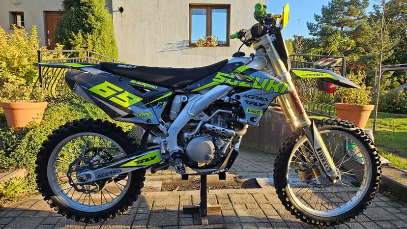 Suzuki RMZ 450 z 2016