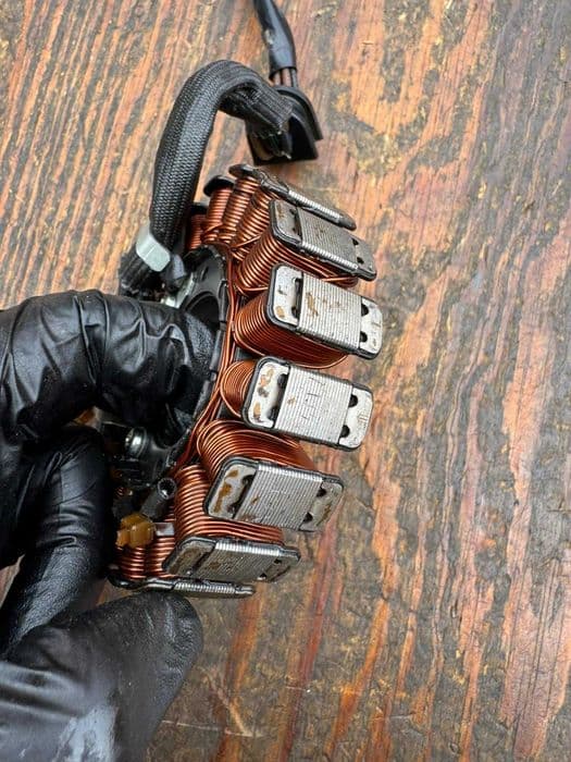 stator Suzuki LTZ 400 r 03-08 stojan iskrownik uzwojenie alternator