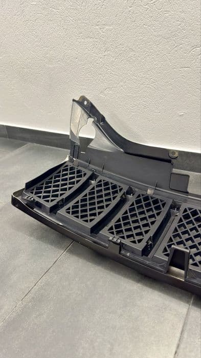 Grill Jeep Grand Cherokee WKIII polift