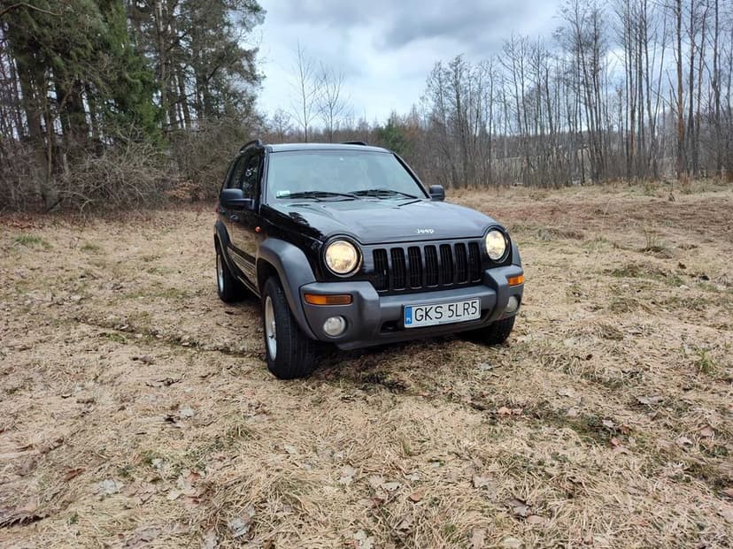 Jeep Cherokee KJ 2.4 benzyna 4X4 klima doinwestowany VAT 23% reduktor