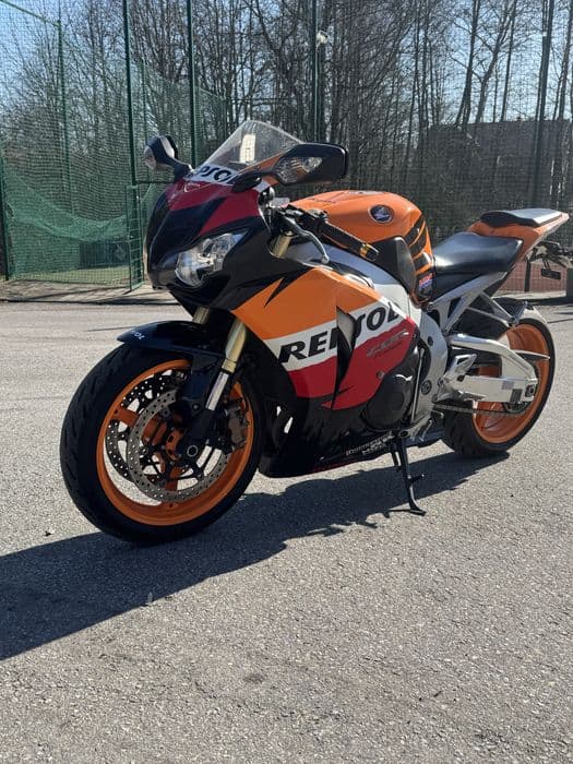 Honda cbr 1000rr sc59 repsol abs oryginał 2009 rok nowe opony