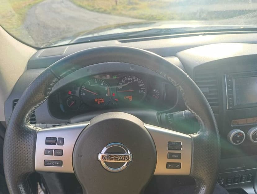 Sprzedam Nissan Navara