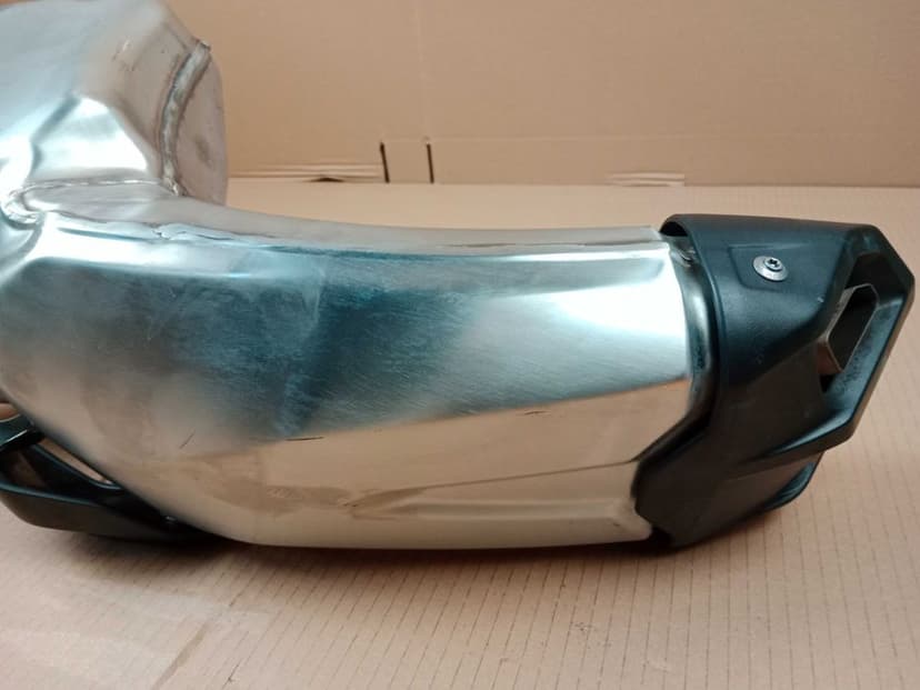 BMW F900R K83 Wydech Końcowy 2023