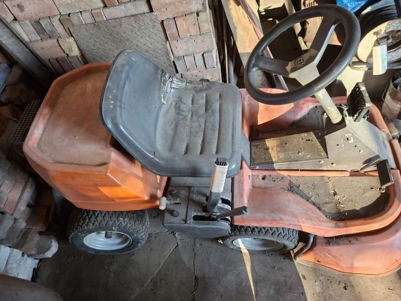 Husqvarna rider + dodatki