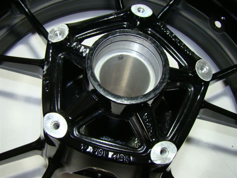 FELGA KOŁO TYŁ BMW S1000RR K46 S1000R K47 OEM 7701485