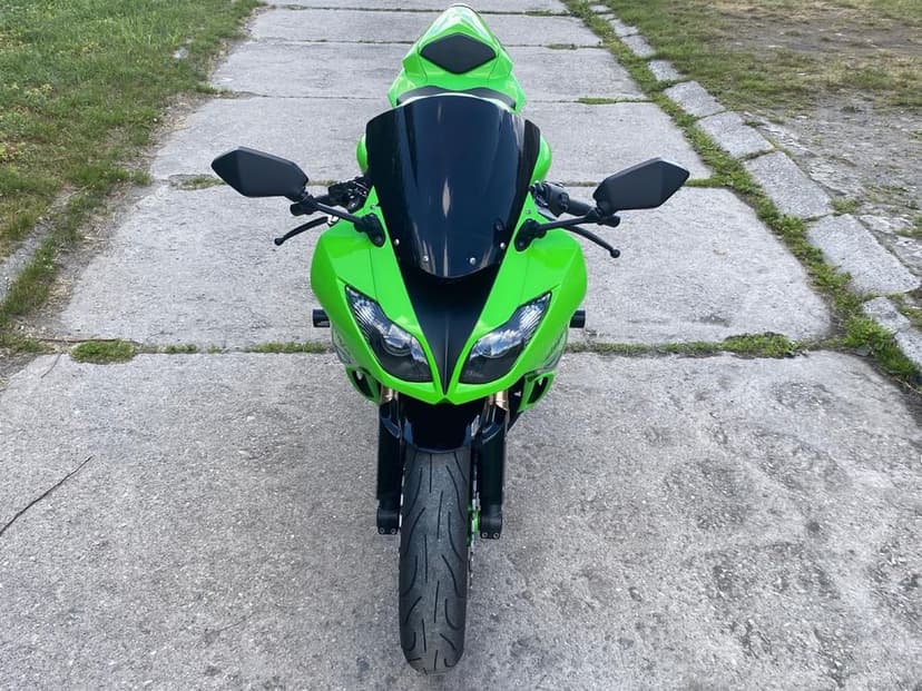 Kawasaki ZX-6R 2009 – Zadbany, Gotowy do Jazdy!