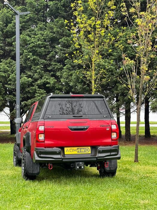Hardtop stal nierdzewna 4 szyby 360 relingi Toyota Hilux 2015-