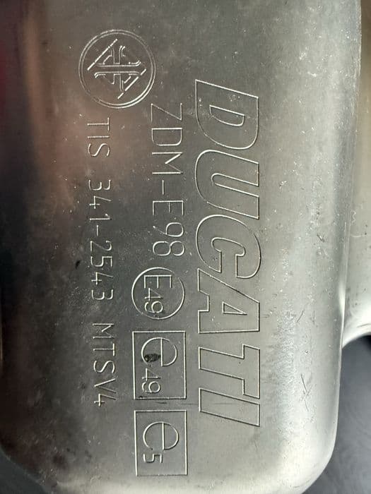 Ducati Multistrada v4 1250 Demo 900km Kompletny Wydech z katalizatorem