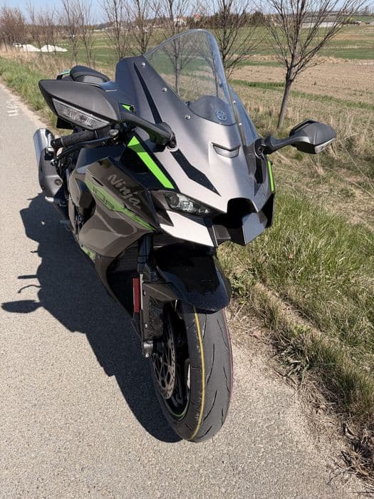 Kawasaki ninja ZX10R 225 km nierejestrowany jak nowy