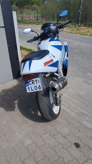 Suzuki GSX-R 600 SRAD  GSXR GIXer