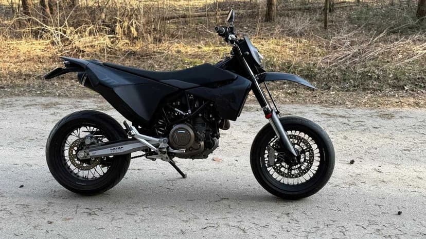Husqvarna 701 Supermoto