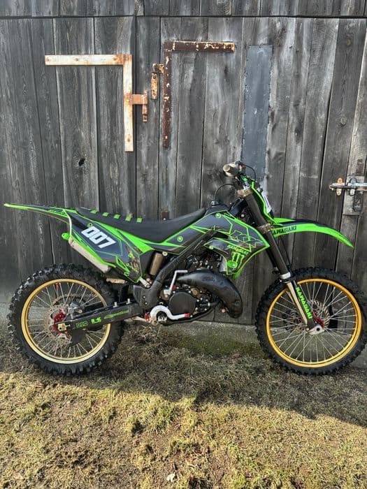 Kawasaki kx 125 full cross