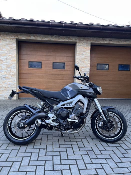 Yamaha mt 09 2014 ABS quickshifter arrow hyperpro