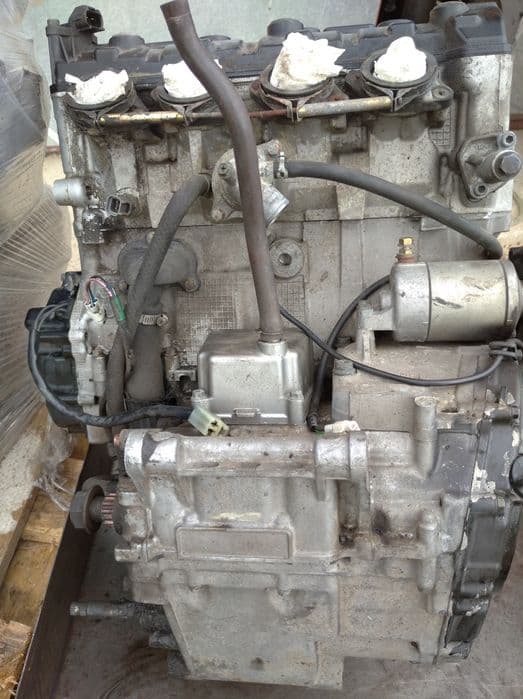 Suzuki GSX-R 600 k4-k6 Silnik Części