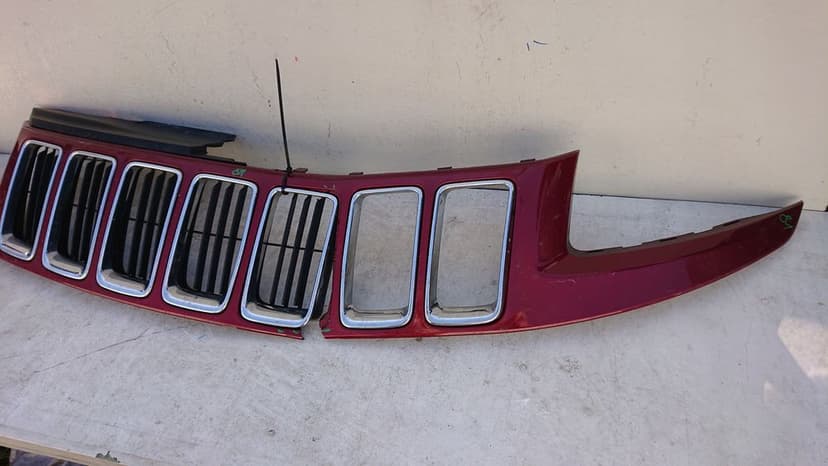 jeep grand cherokee wk2 grill atrapa