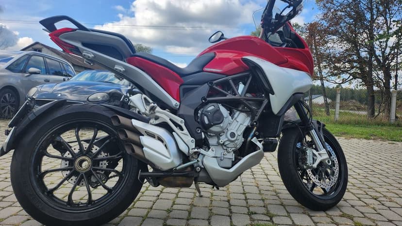 Mv Agusta Turismo Veloce Lusso:)