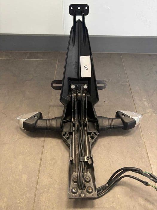 Mocowanie tablicy rejestracyjnej Ogon Kawasaki ZX10 ZX6R [87]
