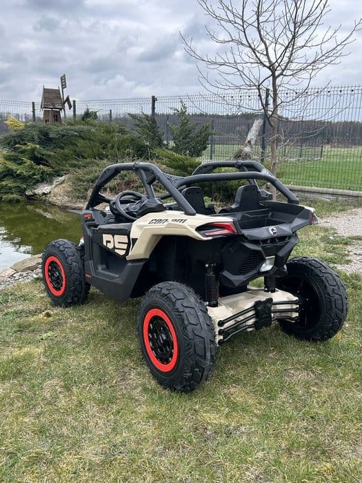 Auto Na Akumulator Maverick CAN-AM Turbo RS 4x200 Watt Pompowane Koła