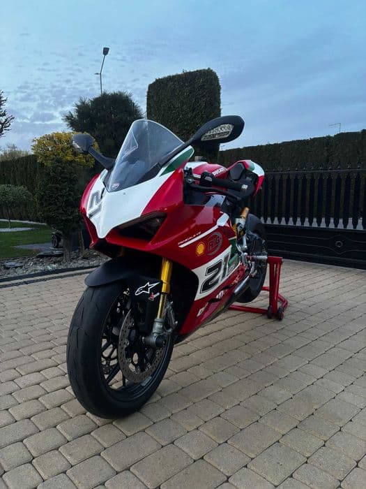 Ducati Panigale V2 Bayliss 1st Championship 20th Anniversary