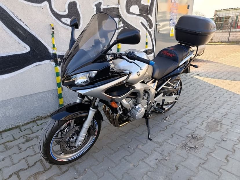 *Bardzo zadbana Yamaha Fz6*Dodatki*