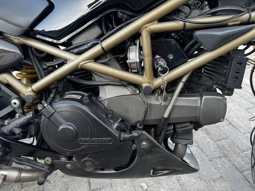 Ducati Monster 600 Cafe Racer
