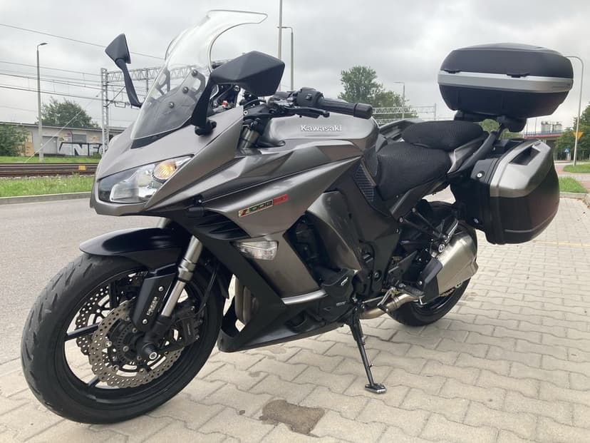 Sprzedam Kawasaki z1000 sx  KTRC ABS 2014r.