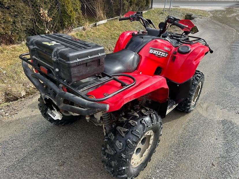 Yamaha Grizzly 700 Zarejestrowana 4x4 blokada Pług Mega doposażony hak