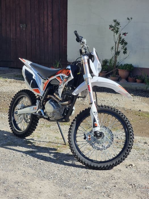 Kayo T4 250 Enduro, Cross