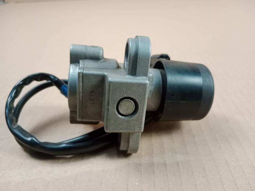 Ducati Monster 821 Zestaw Do Odpalania Komputer Stacyjka Klucz Zamek