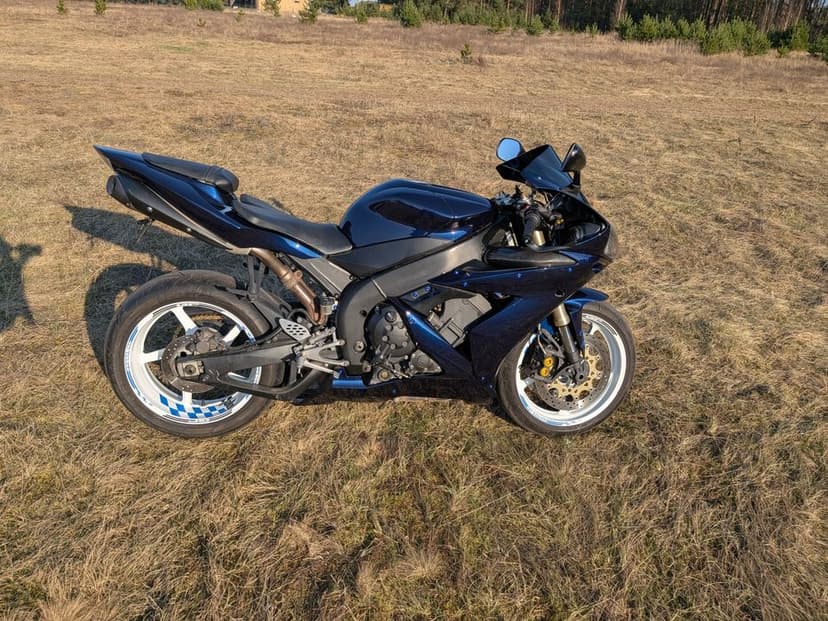 Yamaha R1 RN12 zapraszam