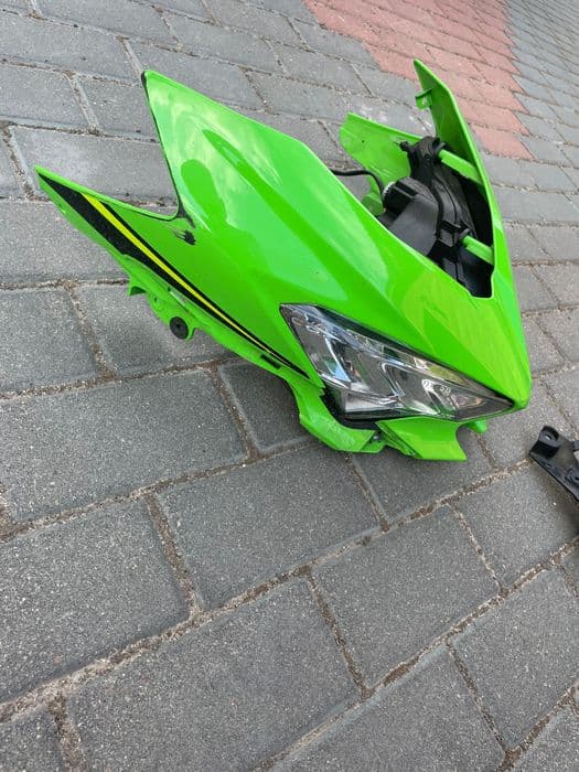 Kawasaki ninja 400 owiewki reflektor lampa tył