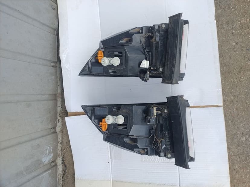Lampa tylna peawa Land Rover Discovery Sport L550
