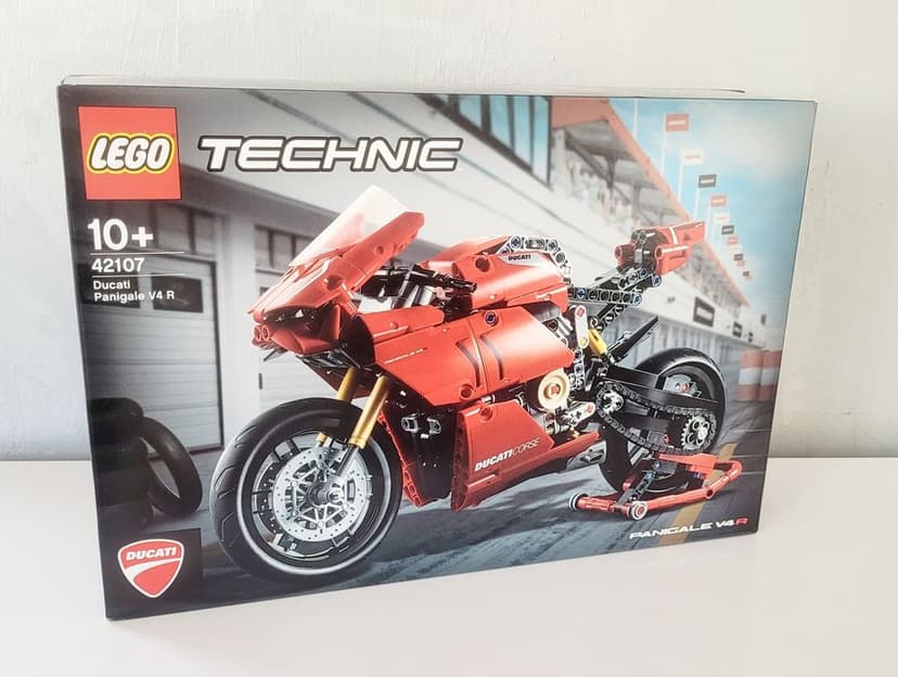 Klocki Lego Ducati Panigale V4 R - 42107