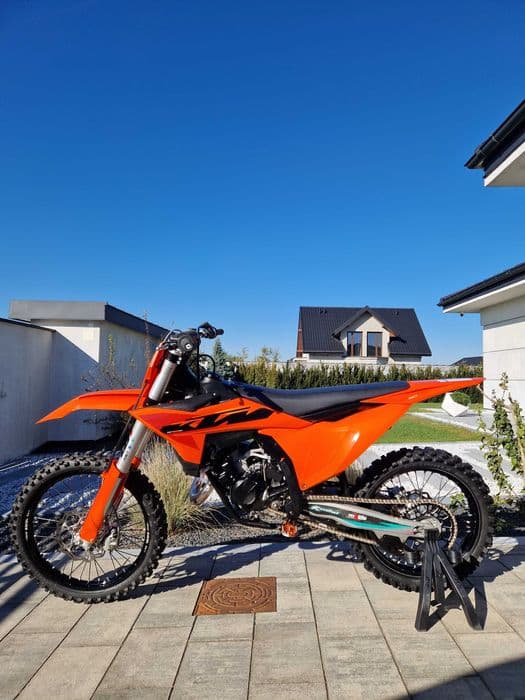Ktm sx 150 cm" 2025r.