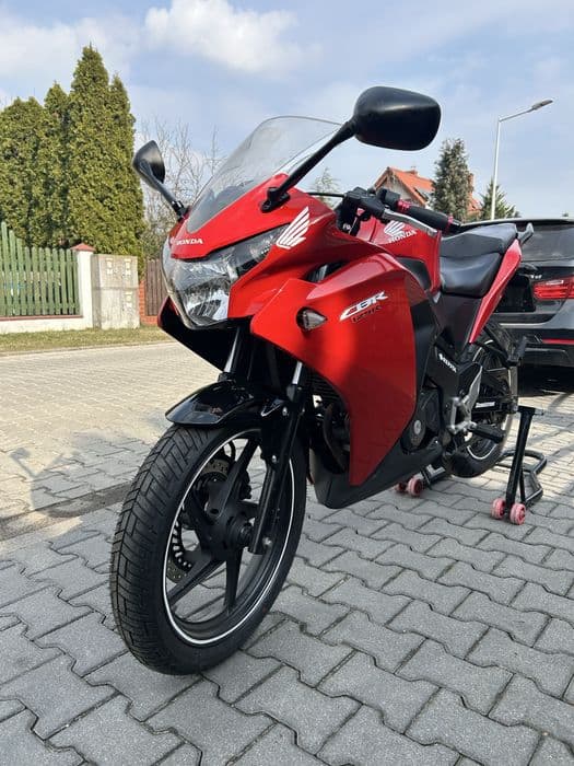 Honda    CBR 125