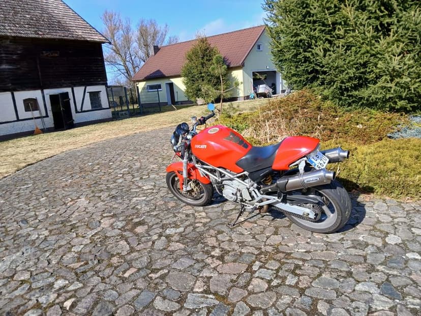 Oryginalny Ducati Monster 04