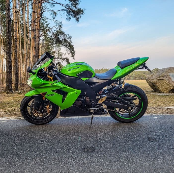 Kawasaki Ninja ZX-10R 2004 ( 1 generacja) super stan