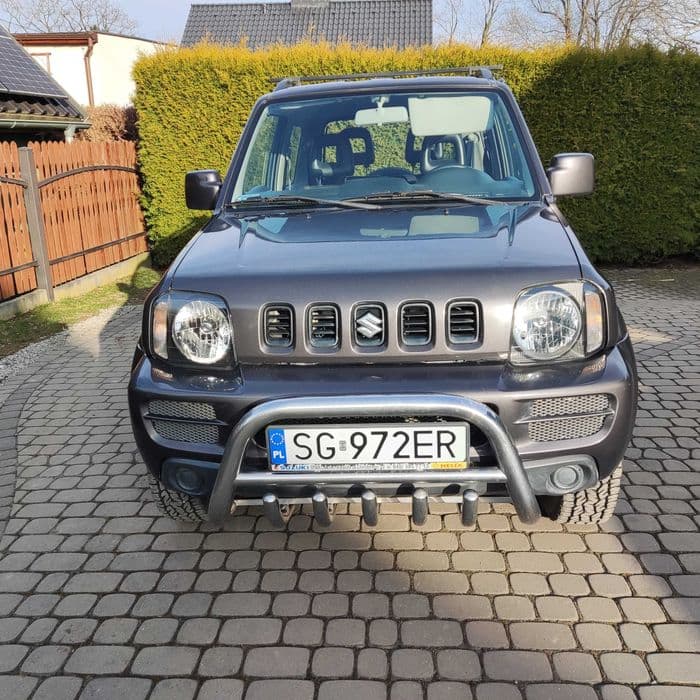 Suzuki Jimny pierwsza rejestracja 2012 z gazem.