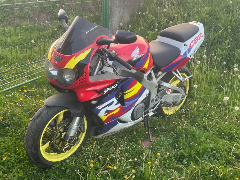 Motocykl Honda cbr 900 fireblade