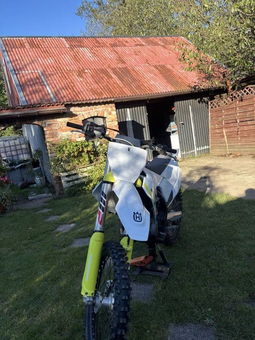 Husqvarna fc 450 (jak KTM/GAS GAS) tylko 90mth!!!  Cena na weekend!