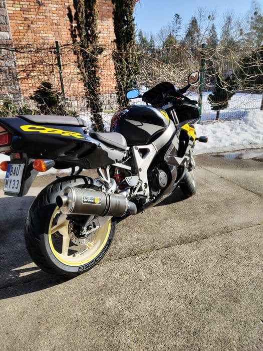 Honda CBR 900 rr Fire blade  stan Kolekcjonerski przebieg 37tys.
