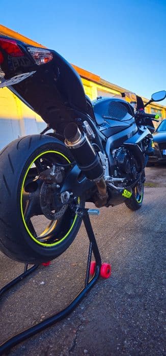 Suzuki GSX-R  600 L0 2010r.