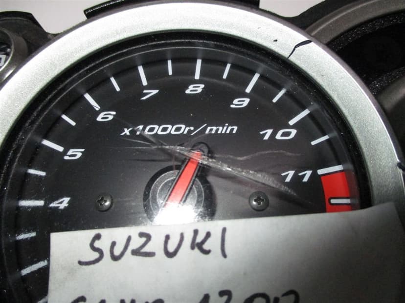 LICZNIK PRĘDKOŚCIOMIERZ PRZÓD SUZUKI GSXR 1300 HAYABUSA