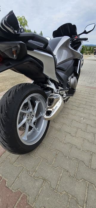 Honda vfr 1200 od 1 własciciela, 21tys km bdb stan, kufry w zestawie
