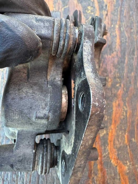 tokico prawy zacisk przod przedni hamulca kawasaki KFX 700 r 04-11