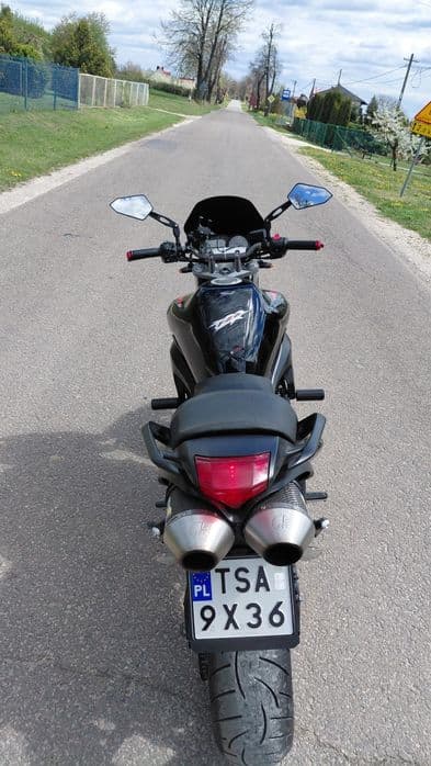 **Piękna **Zadbana **Bez wkładu **Yamaha**  Fz6** S2**