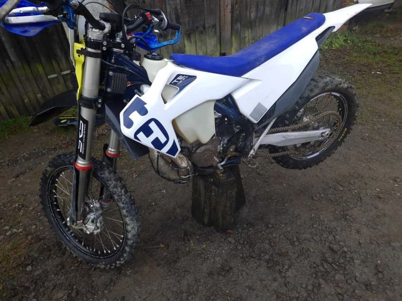 Cross Husqvarna TE300