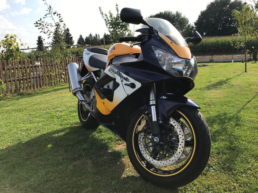 Piękna Honda CBR 929rr Fireblade