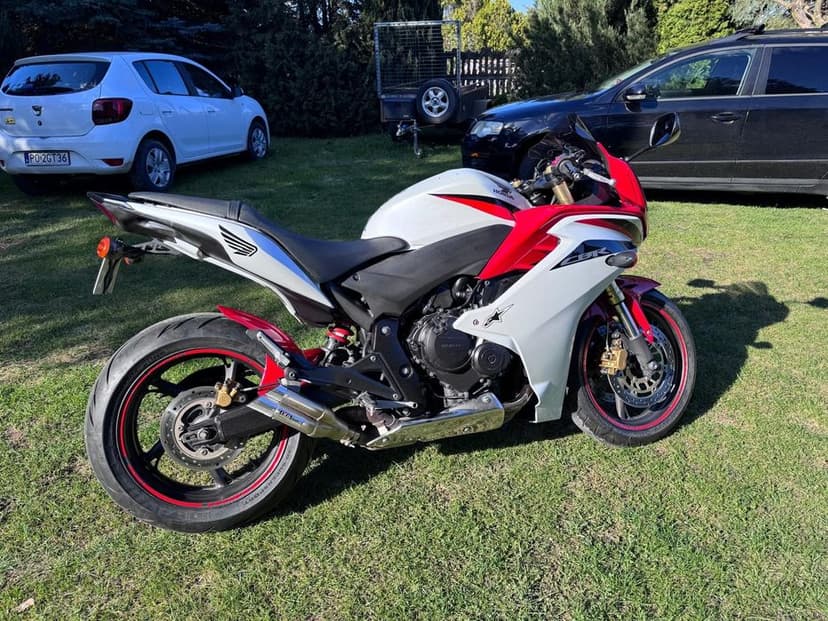 Honda cbr 600f roczniku 2012