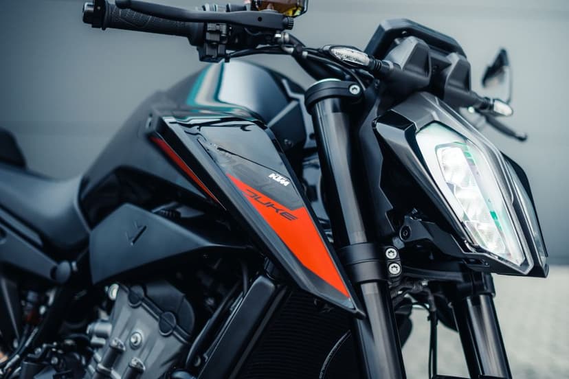 Wynajem wypożyczenie najem motocykla KTM Duke 790 kat. A